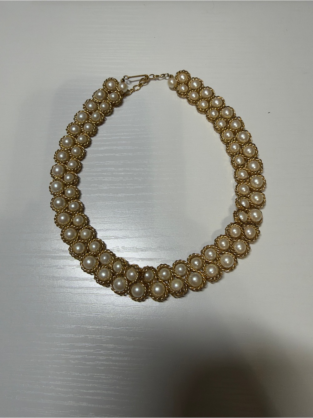 Vintage Style Faux Pearl Gold Tone Statement Necklace Chunky Collar